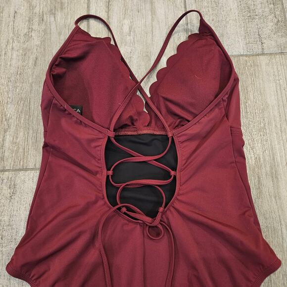 La Blanca Scalloped V-Neck One-Piece Swimsuit Women's Size 10 Maroon Lace-Up - Picture 8 of 13